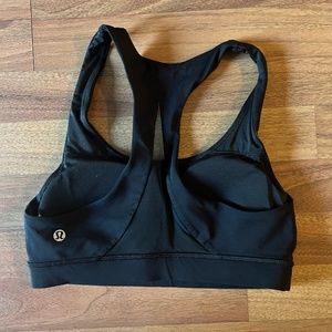 **SOLD** Lululemon Invigorate Bra - Black - Size 4